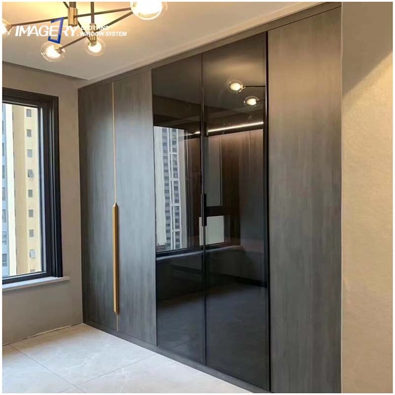 Eco-Friendly Aluminum Closet